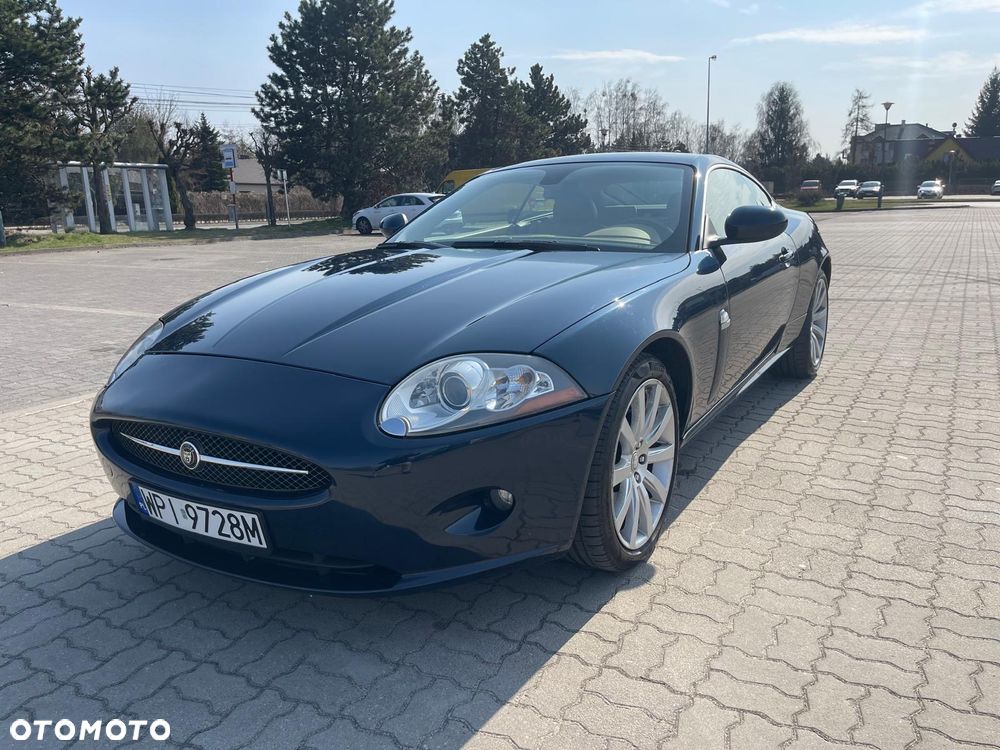 Jaguar XK - 6