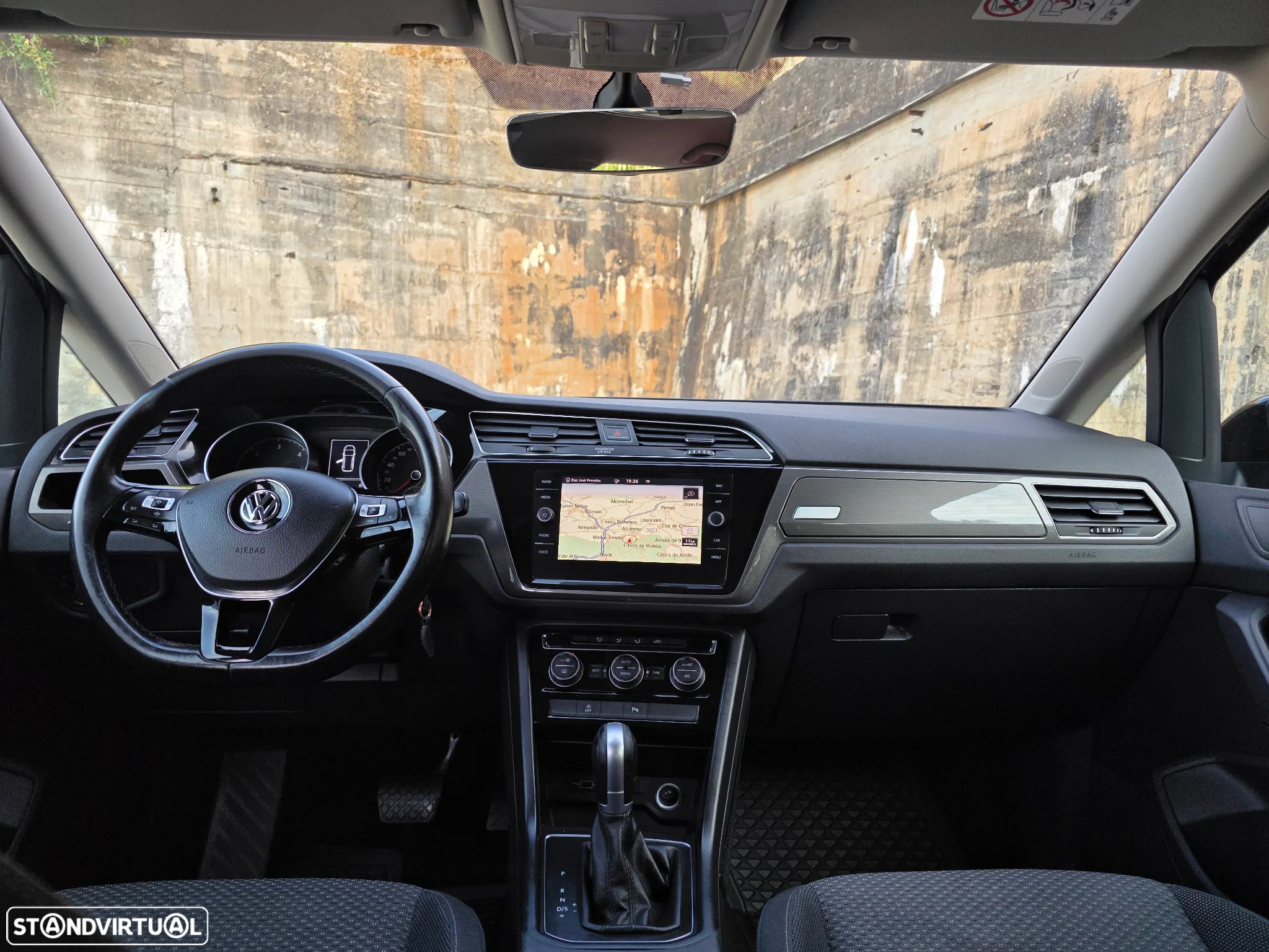 VW Touran 1.6 TDI Highline DSG - 6