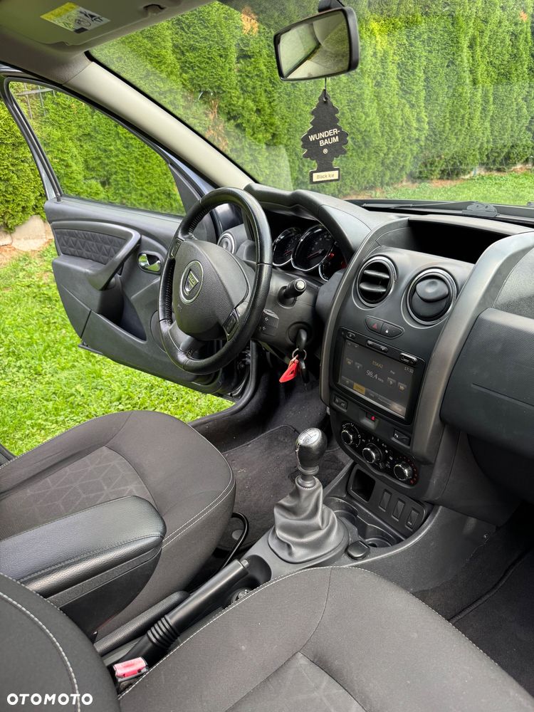 Dacia Duster 1.5 dCi Laureate 4x4 S&S EU6 - 8