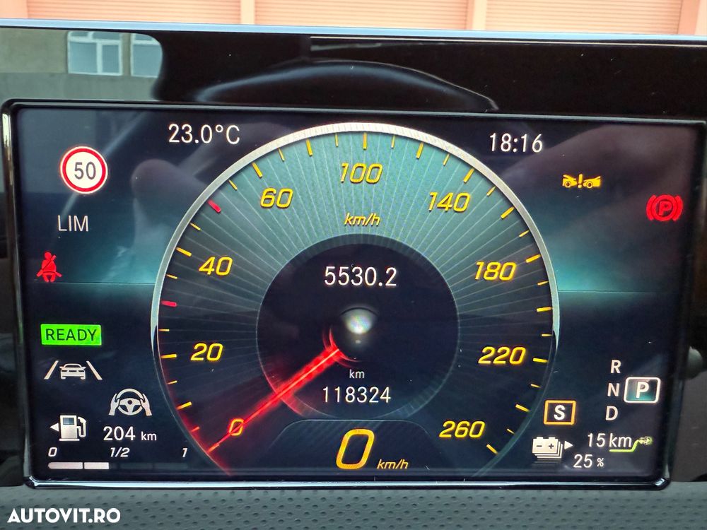 Mercedes-Benz CLA 250 - 8