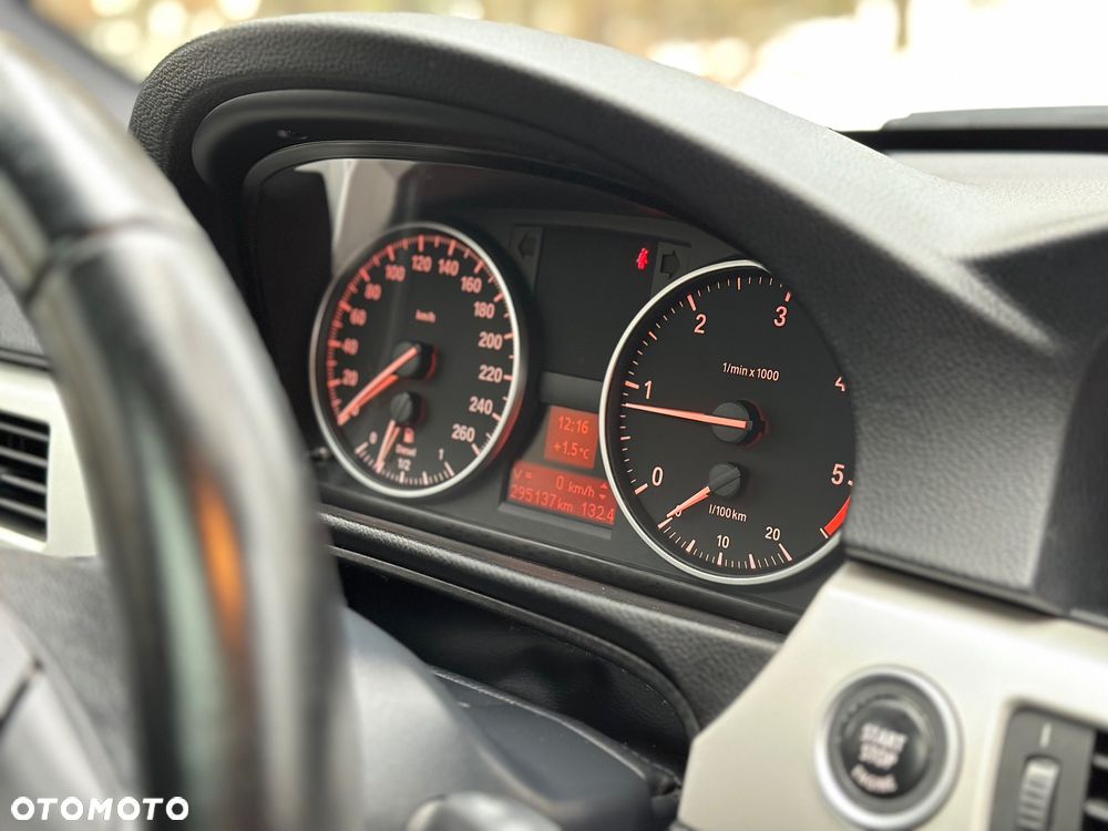 BMW Seria 3 320d xDrive - 20