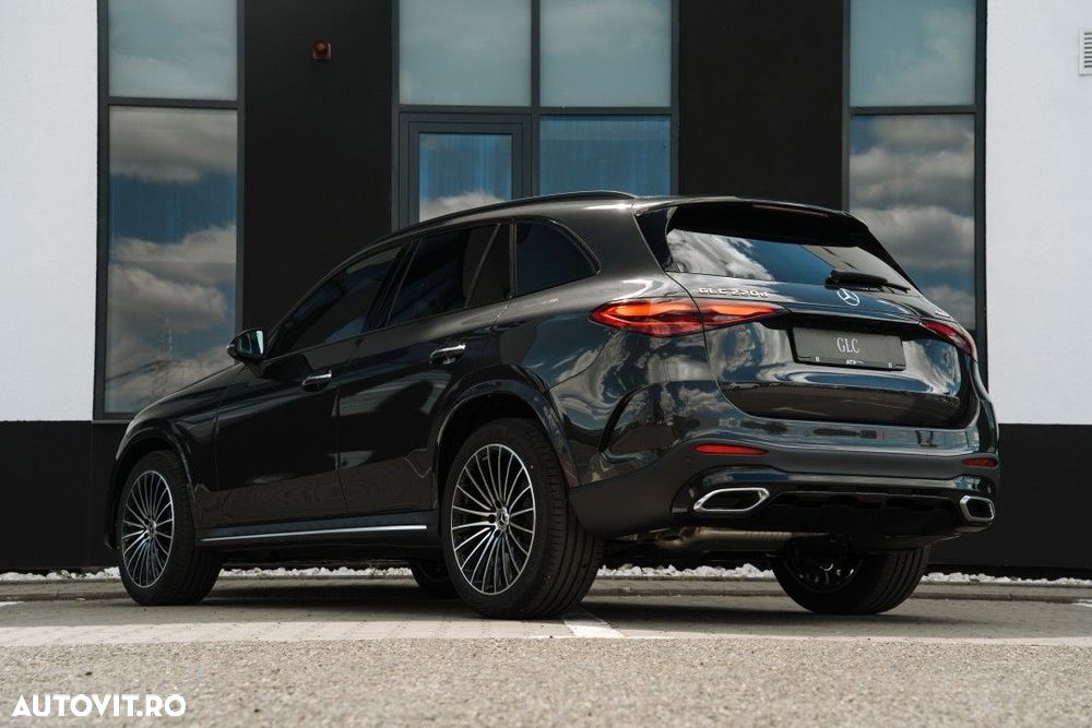 Mercedes-Benz GLC - 4
