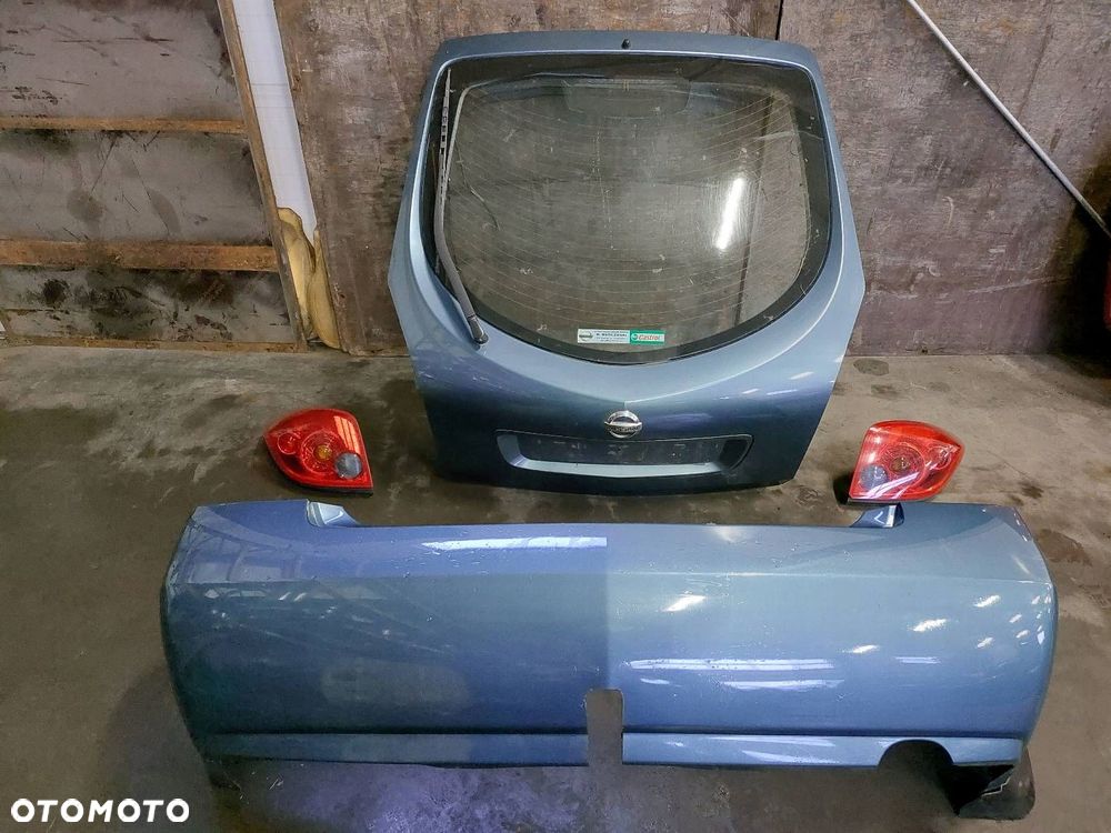 ZDERZAK TYŁ + LAMPY NISSAN PRIMERA P12 LIFTBACK - 1