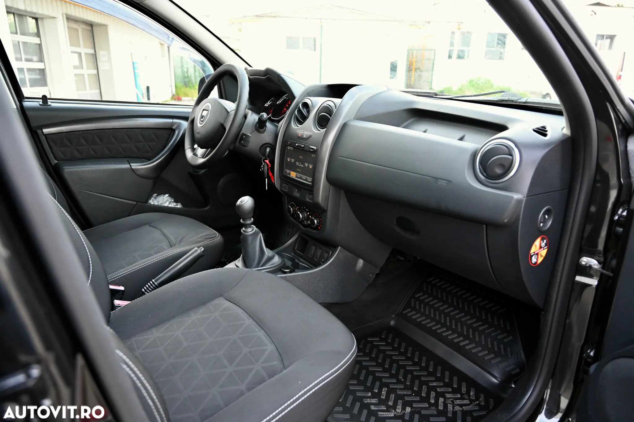 Dacia Duster dCi 110 FAP 4x2 Laureate - 17