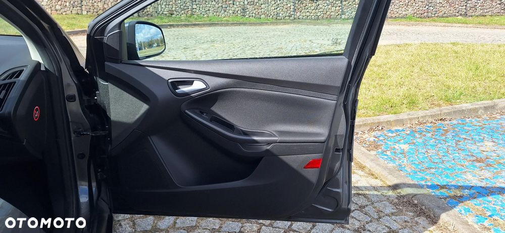 Ford Focus 1.0 EcoBoost Edition - 10