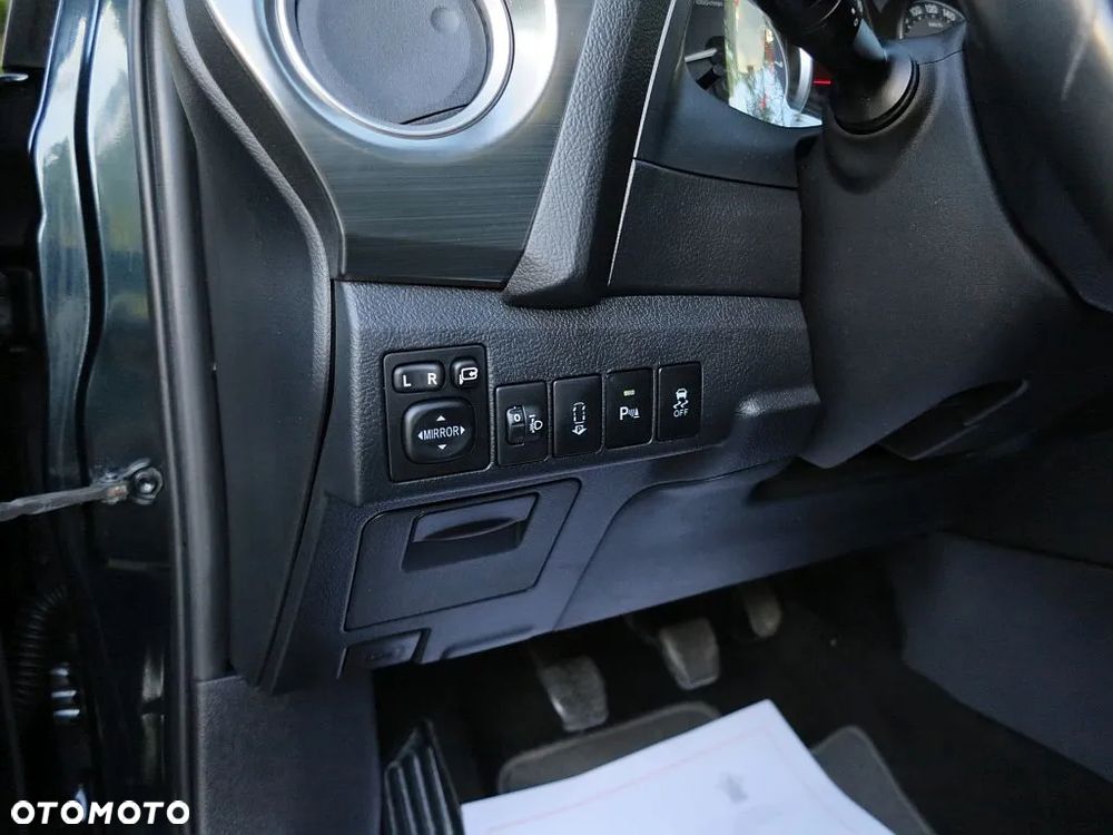 Toyota Auris 1.33 Dual-VVT-i START Edition - 14
