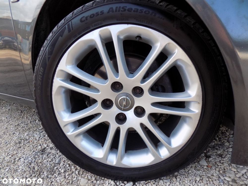 Opel Insignia - 13