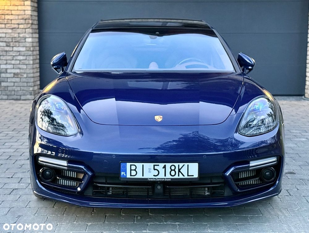 Porsche Panamera Turbo S - 6