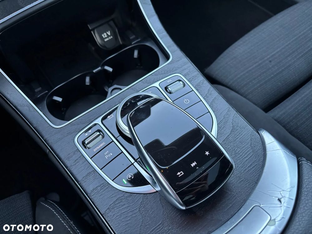 Mercedes-Benz Klasa C 220 (BlueTEC) d 7G-TRONIC AMG Line - 25