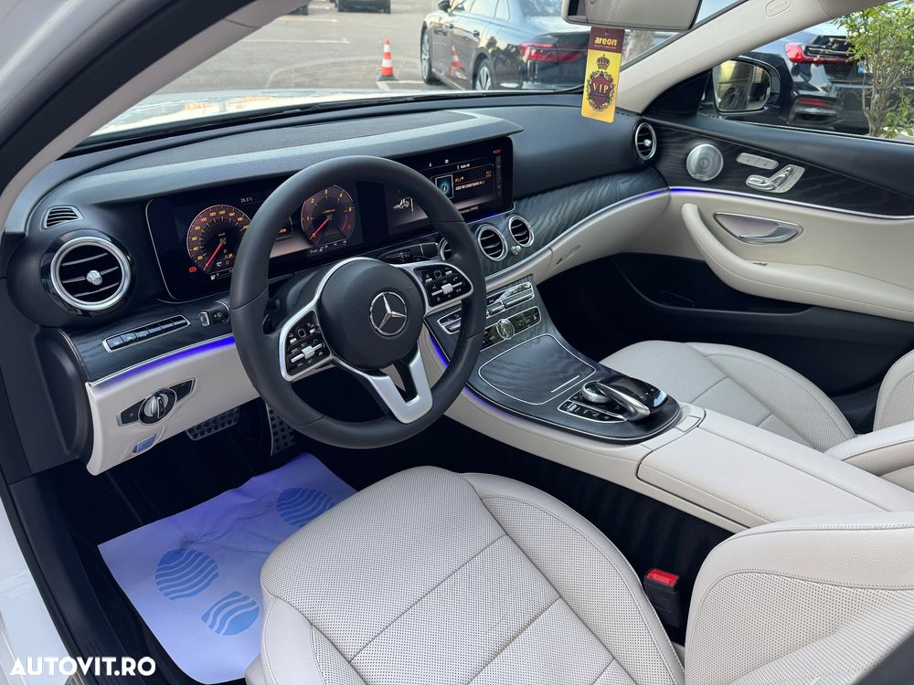 Mercedes-Benz E 400 d 4Matic T 9G-TRONIC - 24