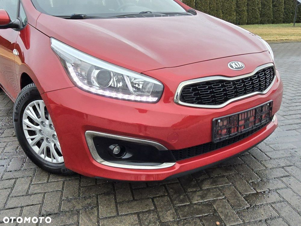Kia Ceed - 5