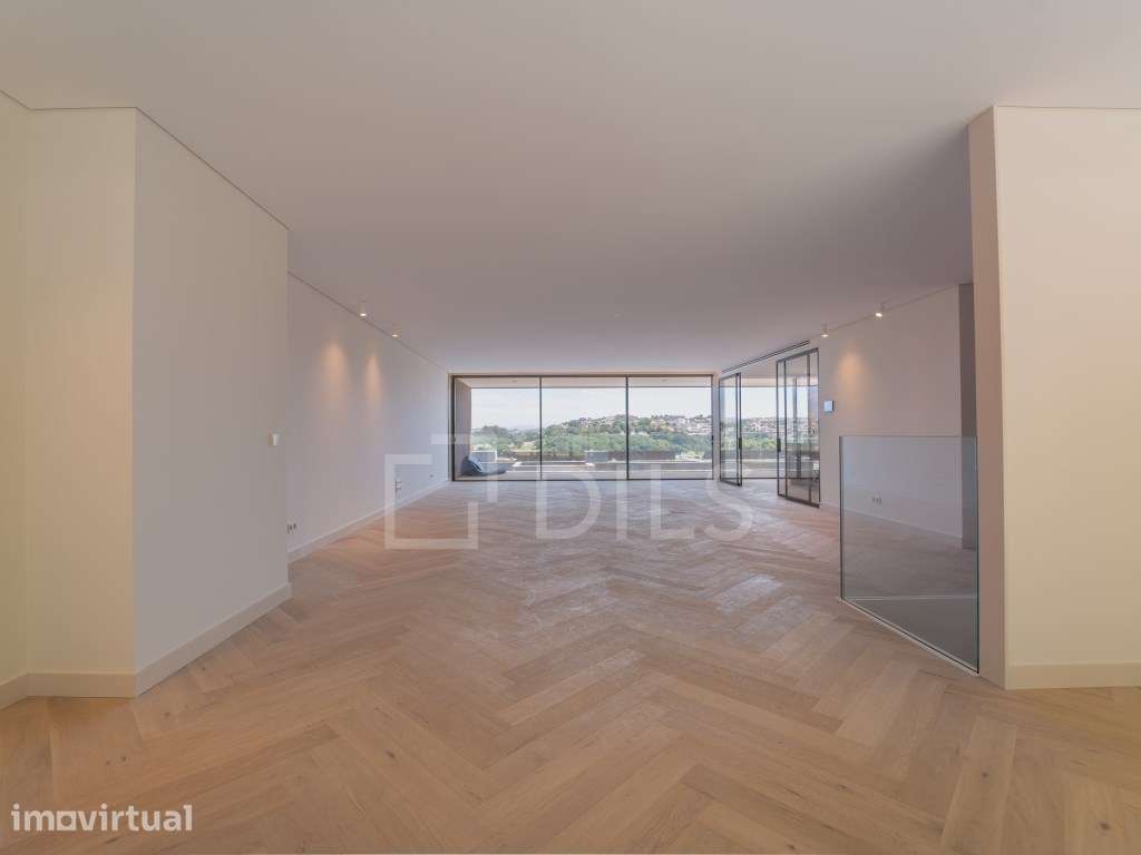 Apartamento T3+1, com varanda, frente ao Rio Douro - Grande imagem: 5/106