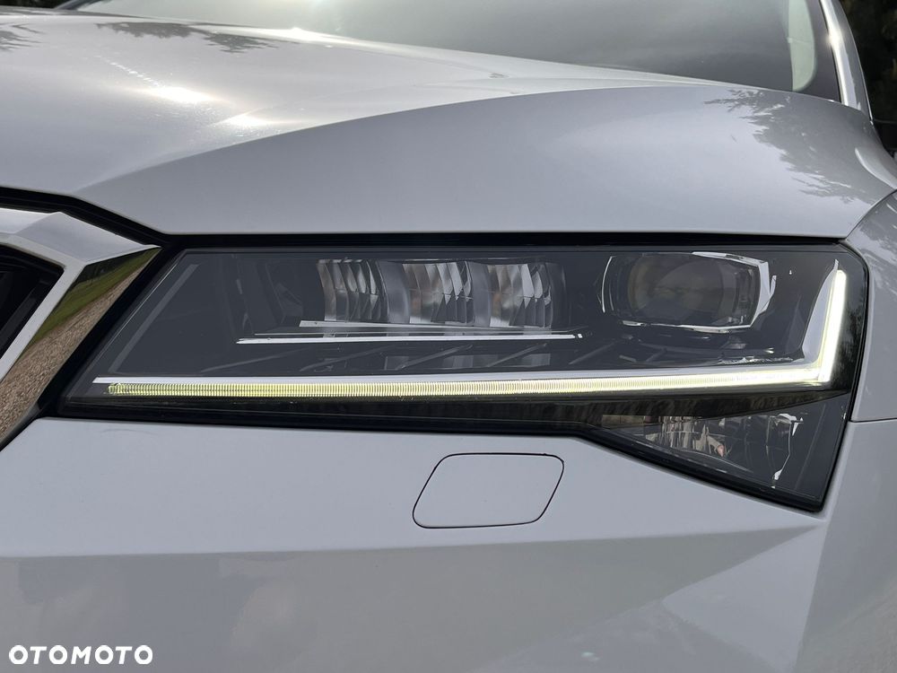 Skoda Superb 2.0 TDI SCR L&K DSG - 13