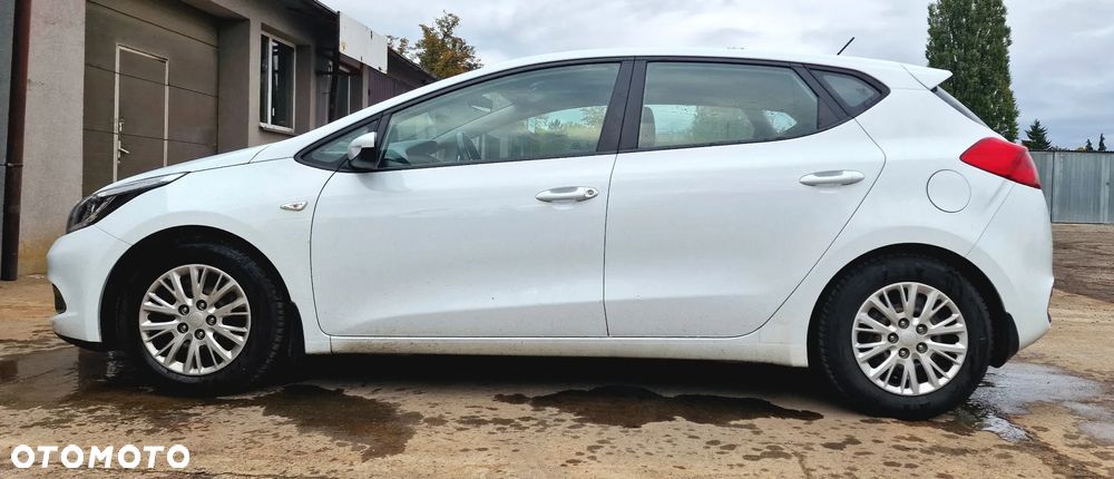 Kia Ceed Cee'd 1.4 CRDi S - 8