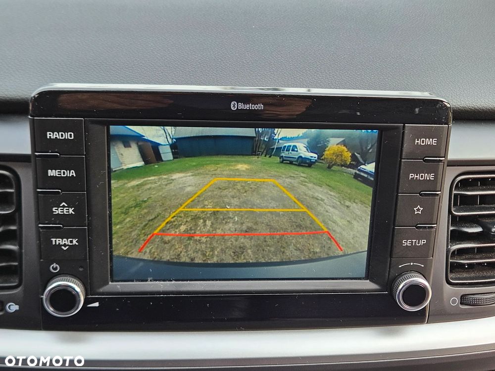 Kia Stonic 1.4 M - 8