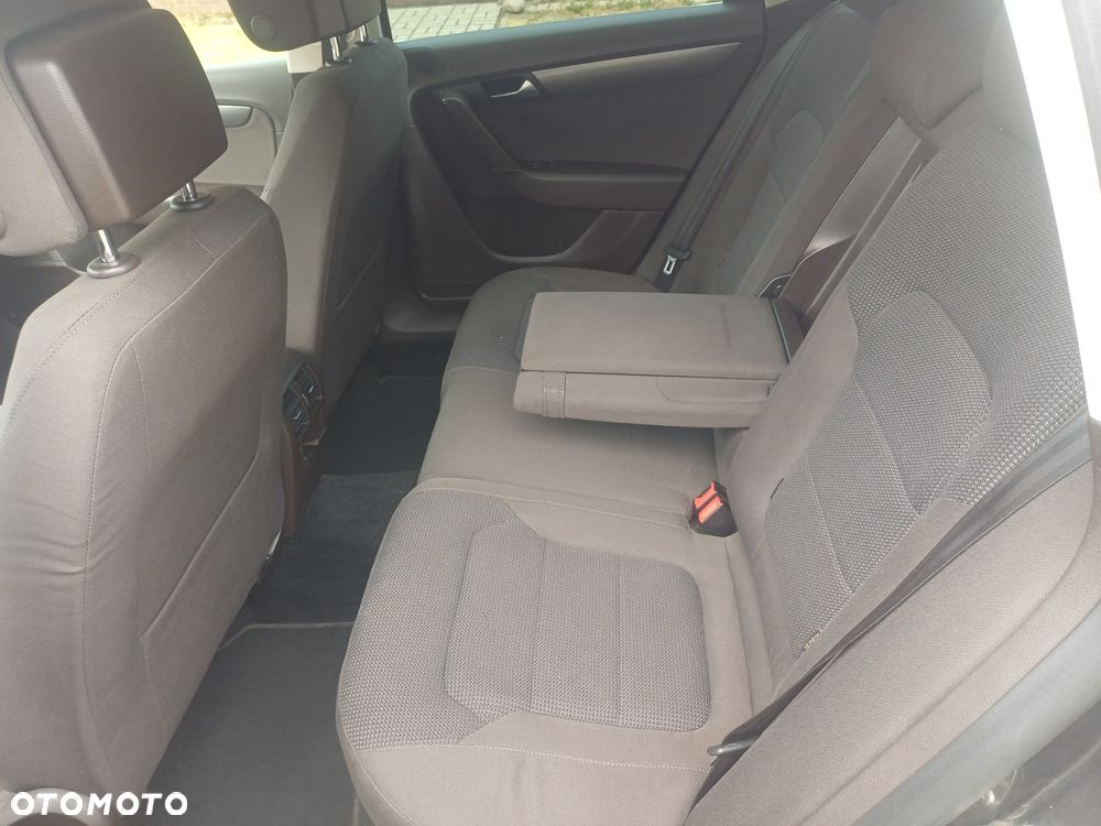 Volkswagen Passat 2.0 TDI 4Mot Highline DSG - 21