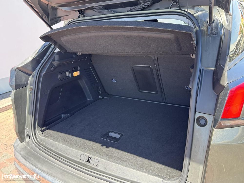 Peugeot 3008 1.5 BlueHDi Allure Baixo Consumo - 28