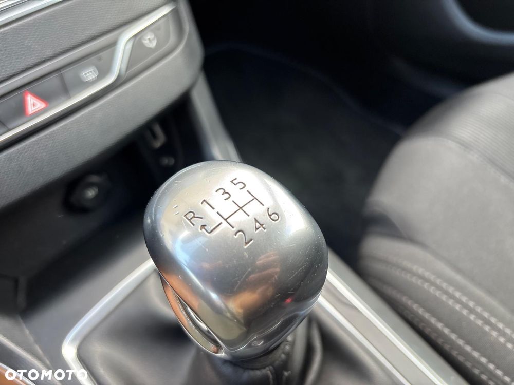 Peugeot 308 - 32