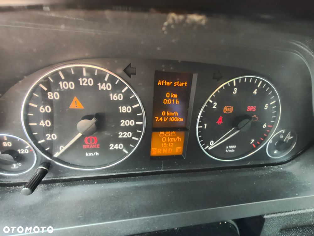 Mercedes-Benz Klasa A 150 Autotronic Classic - 12
