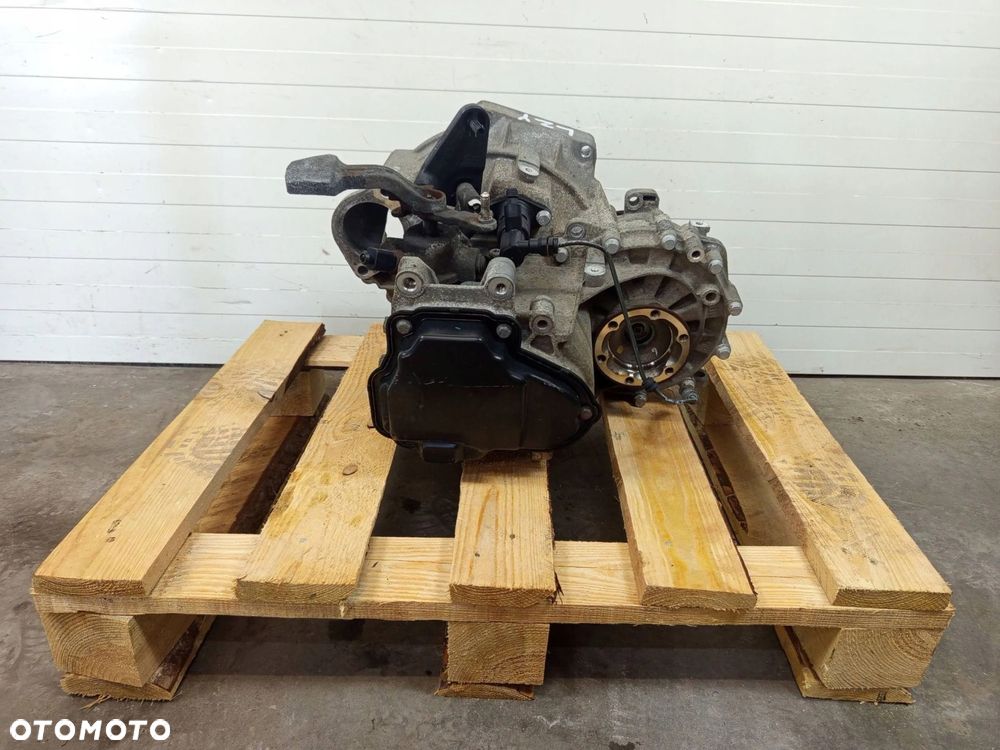 SKRZYNIA BIEGÓW MANUALNA LZY VW CADDY III 2K 1.6 TDI - 4