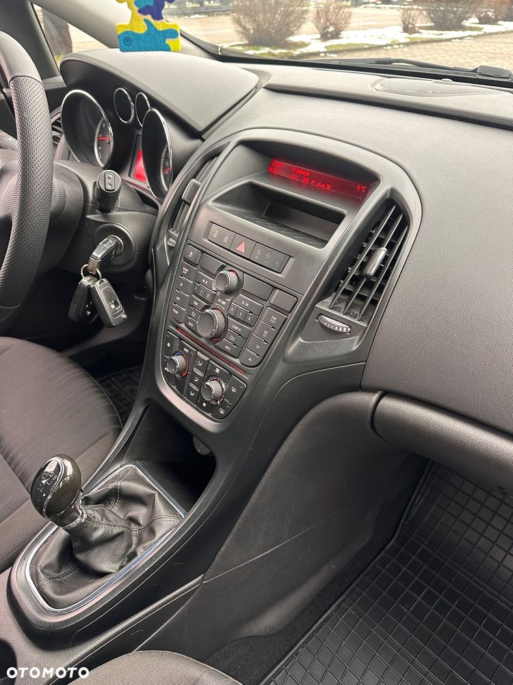 Opel Astra 1.4 ecoFLEX - 24