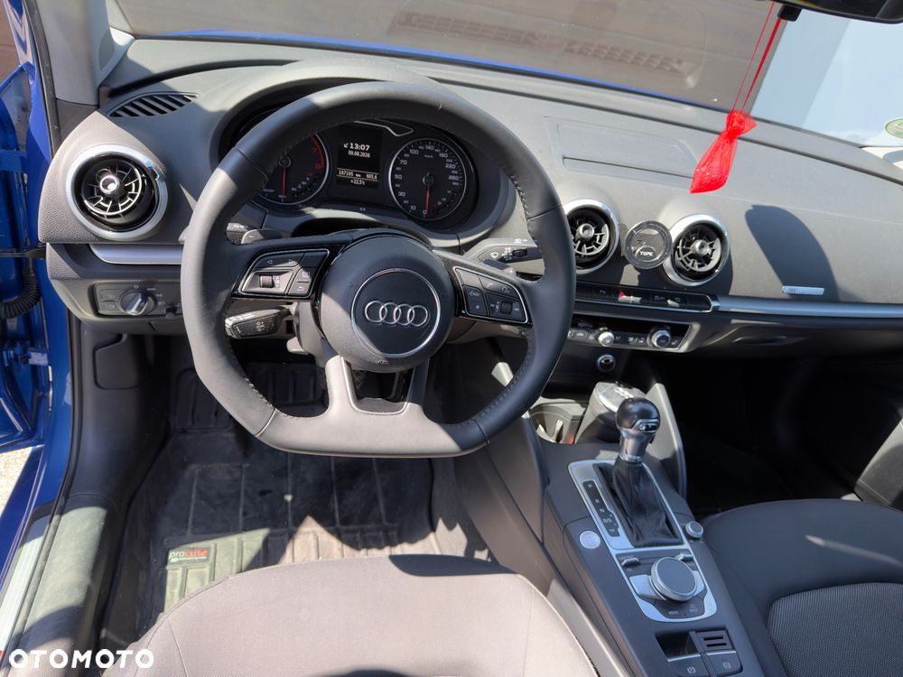 Audi A3 Limousine 1.5 TFSI Sport S tronic - 10