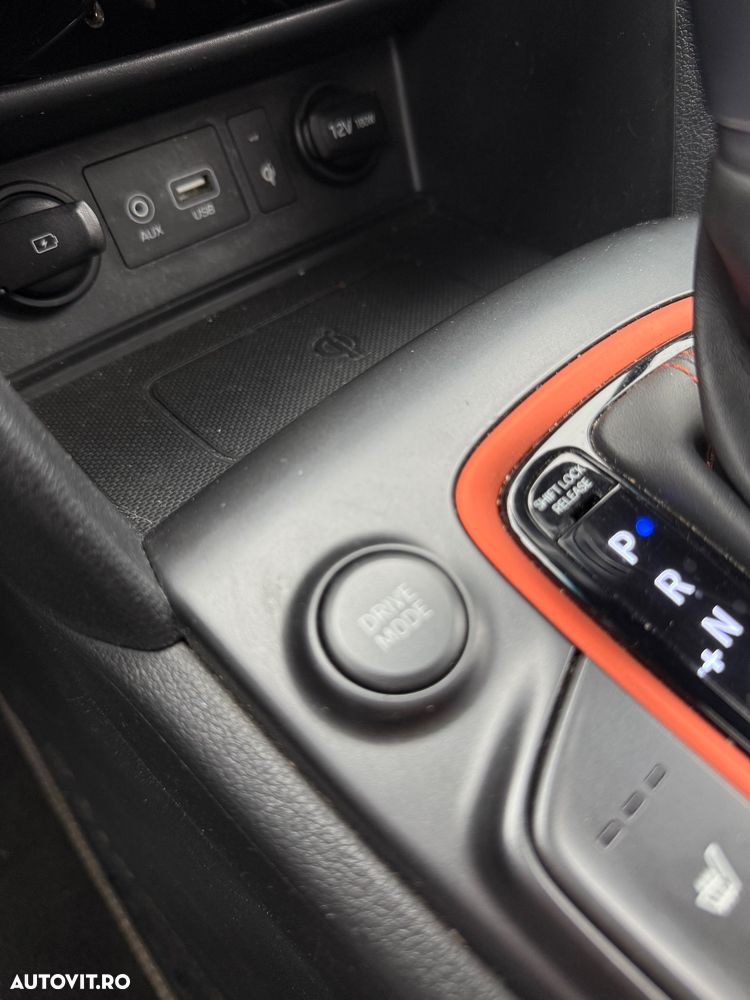 Hyundai KONA 1.6 CRDi 4WD 7DCT Luxury - 27