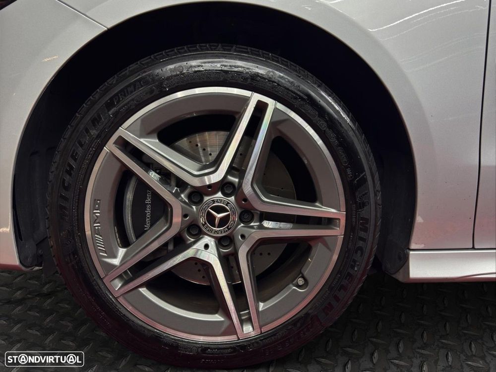 Mercedes-Benz CLA 250 e Shooting Brake AMG Line - 24