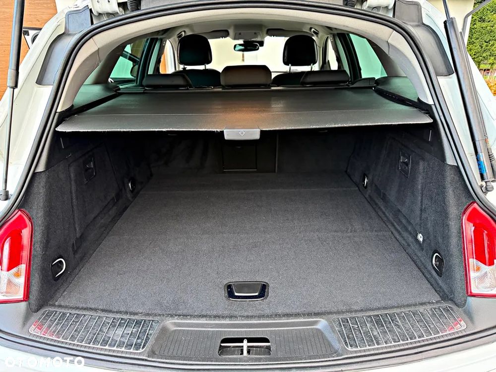 Opel Insignia 2.0 CDTI 4x4 Automatik Sport - 27