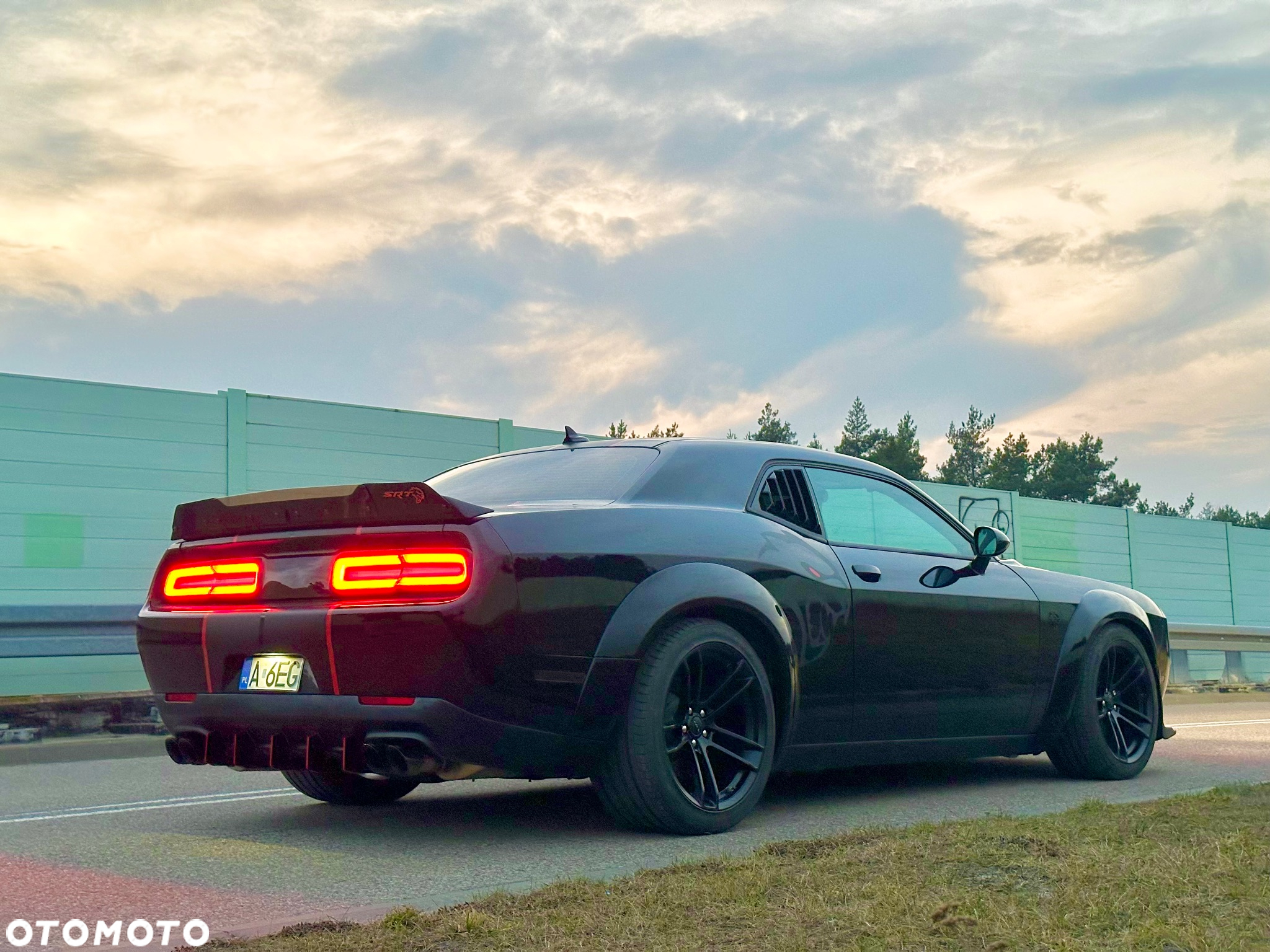 Dodge Challenger 6.2 Redeye Widebody - 22