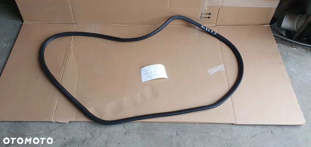 Uszczelka drzwi prawy przód przednia prawa Audi A4 B6 8E0831721B - 1