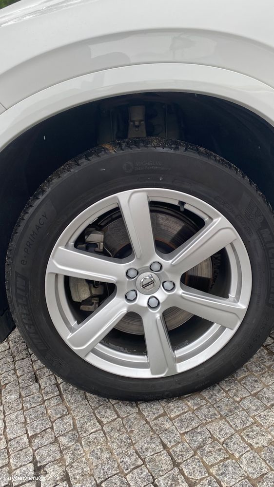 Volvo XC 90 2.0 T8 PHEV Momentum Plus AWD - 18