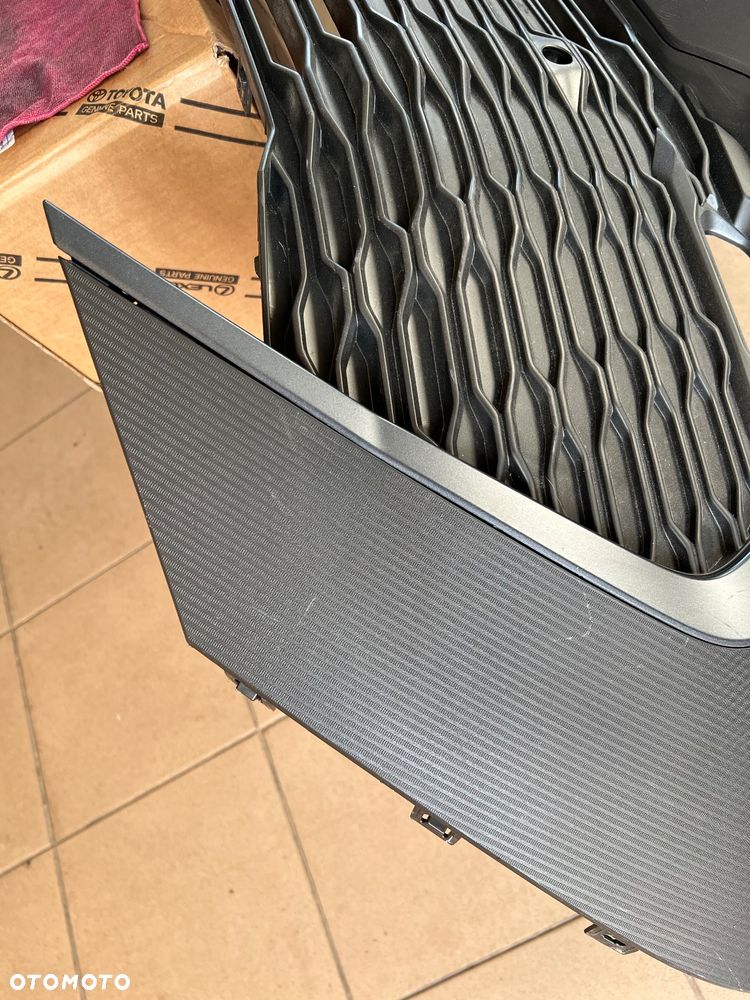 ZDERZAK PRZÓD PRZEDNI GRILL ATRAPA TOYOTA C-HR CHR II 2 - 6
