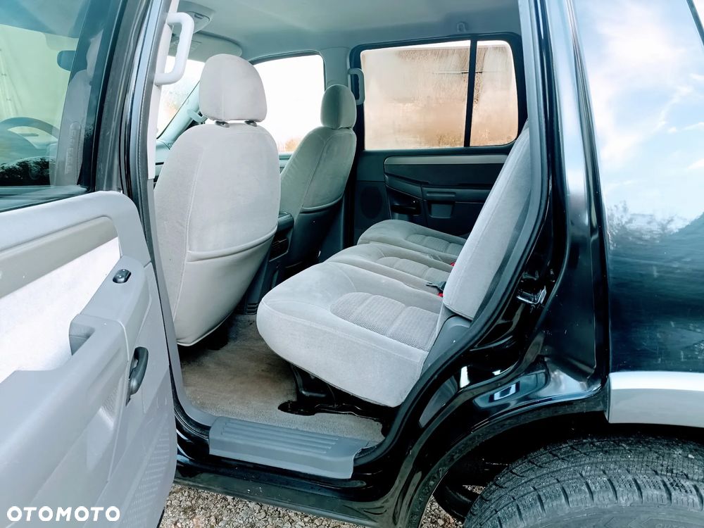 Ford Explorer 4.0 - 7