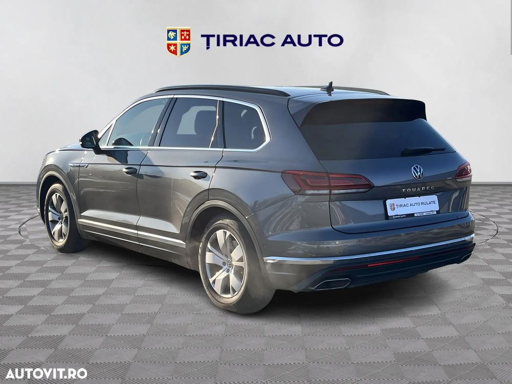 Volkswagen Touareg - 4