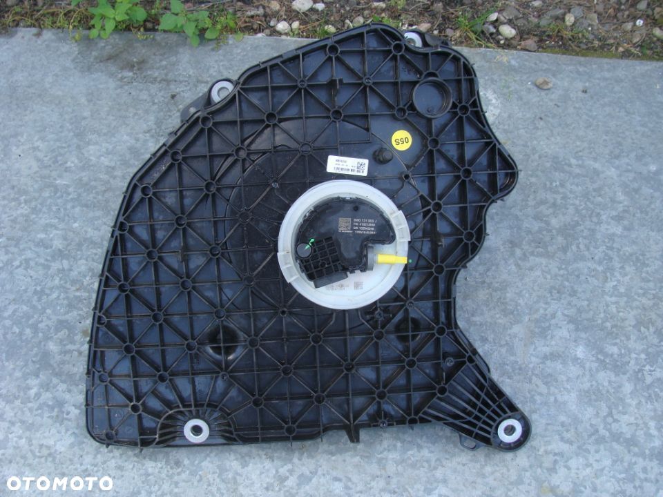 AUDI  A4 B9 ZBIORNIK ADBLUE 8W0131878BH 8W0131969J - 1