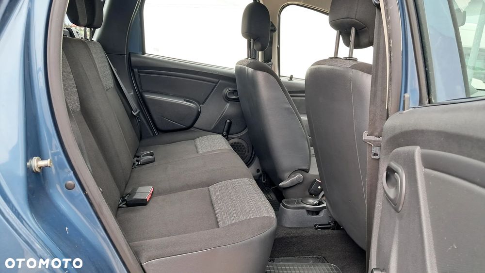 Dacia Duster 1.6 16V 4x2 Laureate - 11