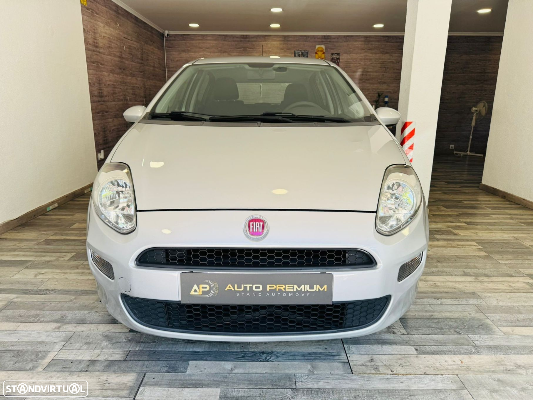 Fiat Punto 1.2 Lounge S&S - 2