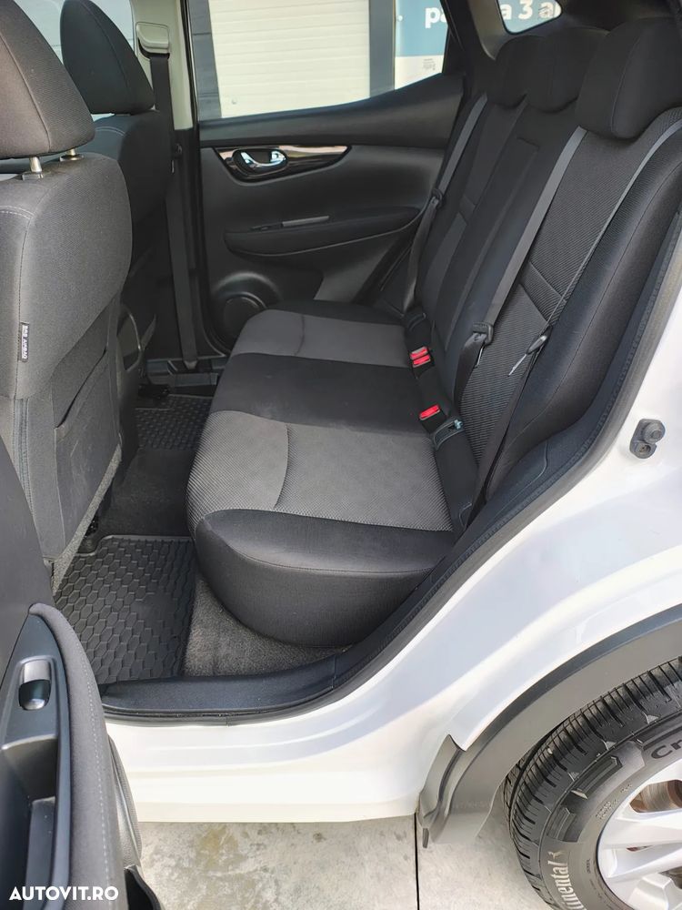 Nissan Qashqai 1.5 DCI TEKNA+ - 8