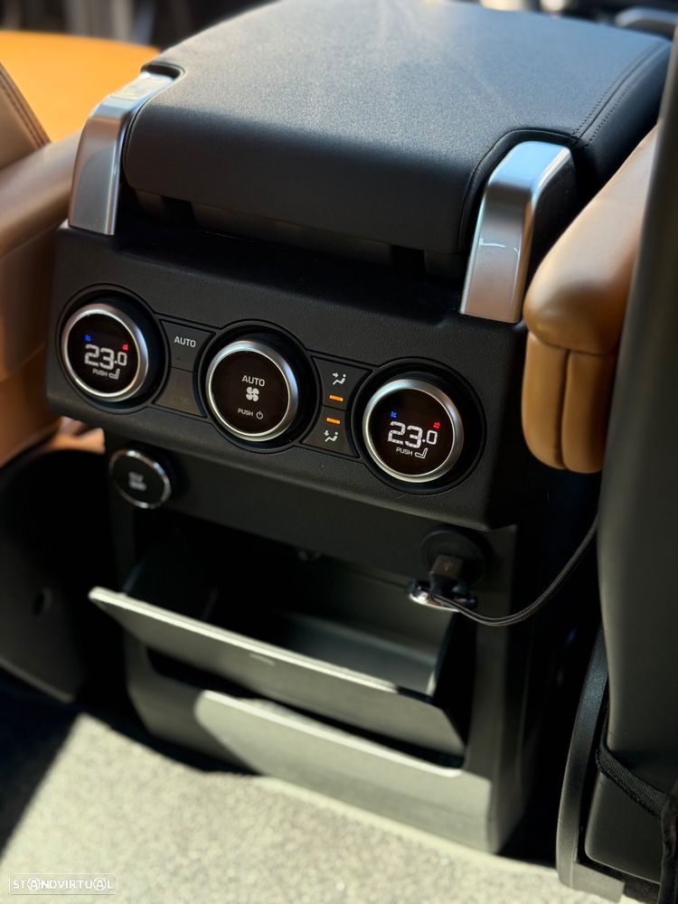 Land Rover Discovery 3.0 SD6 HSE - 12