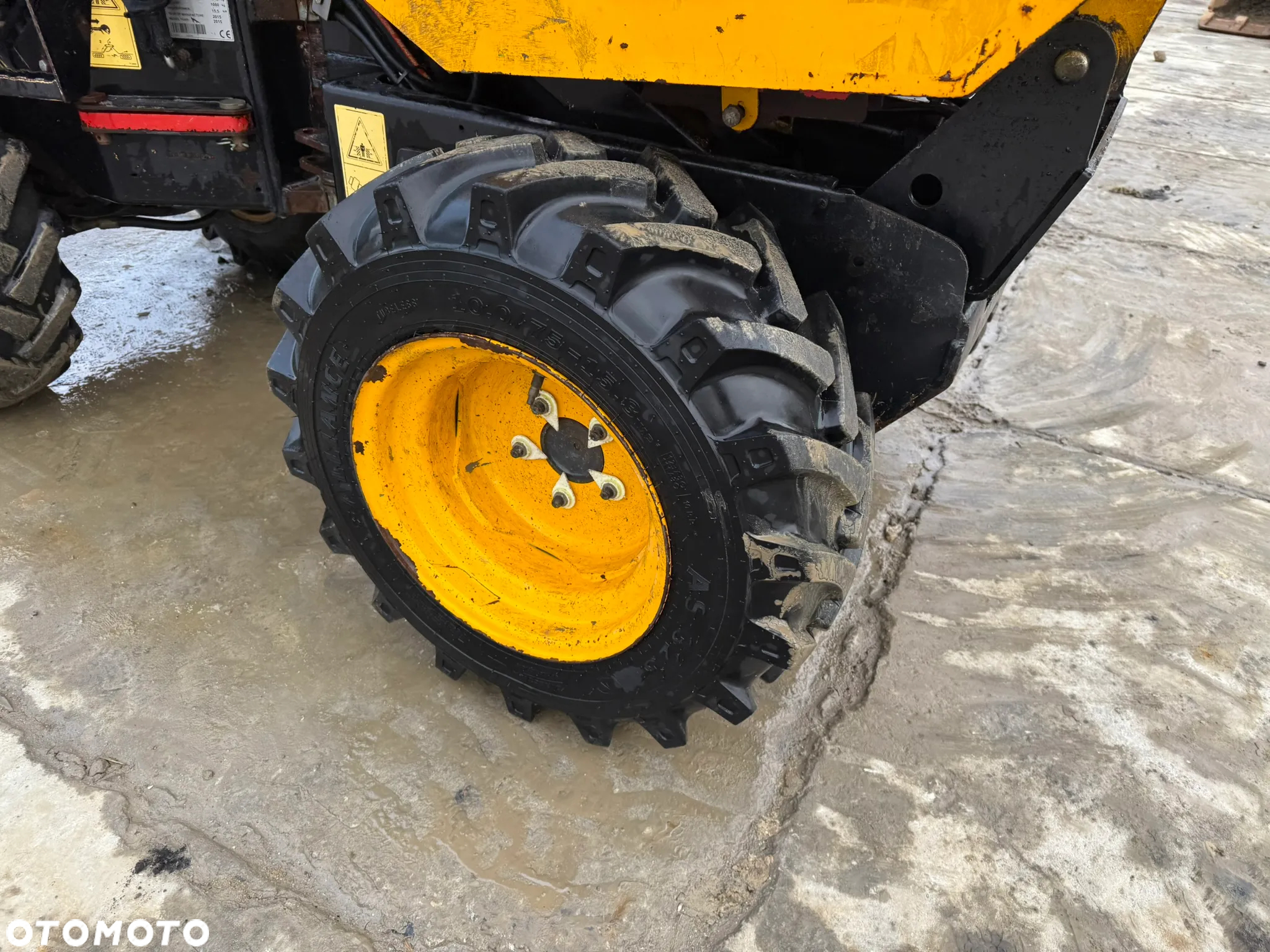 JCB 1 THT wysoki wysyp - 11