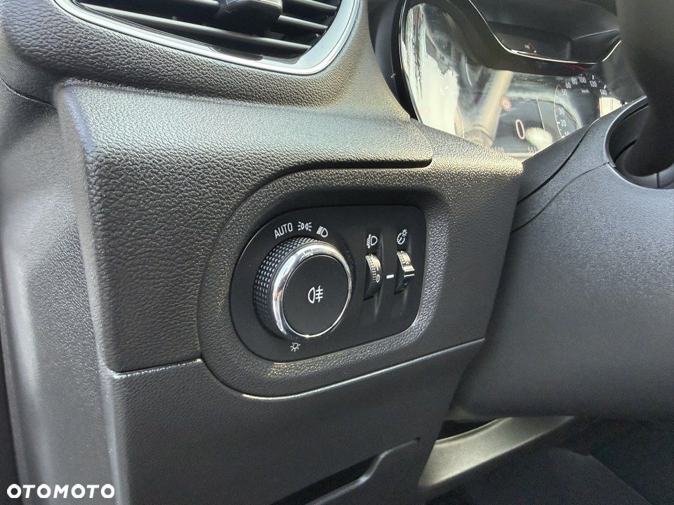 Opel Grandland X 1.2 Start/Stop INNOVATION - 21