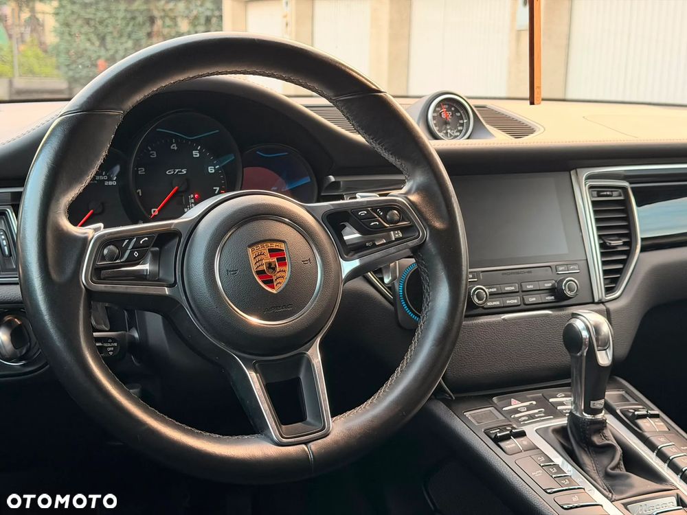 Porsche Macan GTS PDK - 13