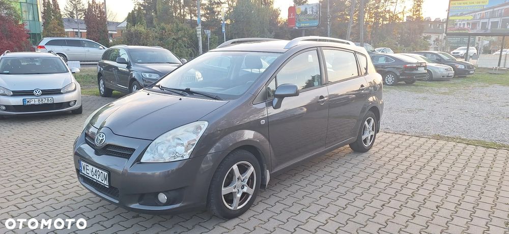 Toyota Corolla Verso - 1