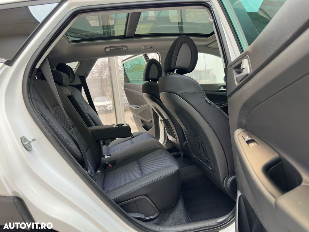 Hyundai Tucson blue 1.7 CRDi 2WD DCT Style - 11