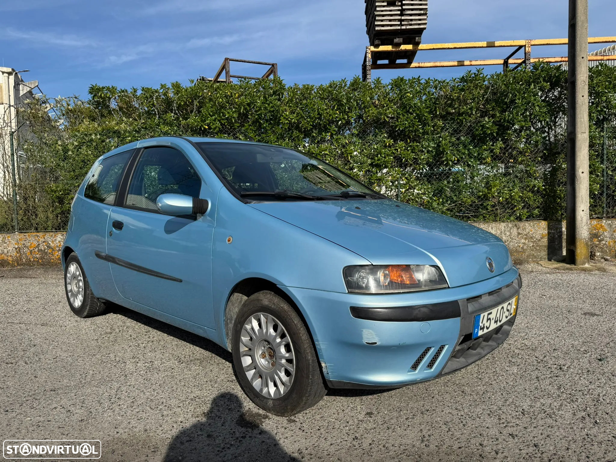 Fiat Punto 1.2 16V HLX - 2