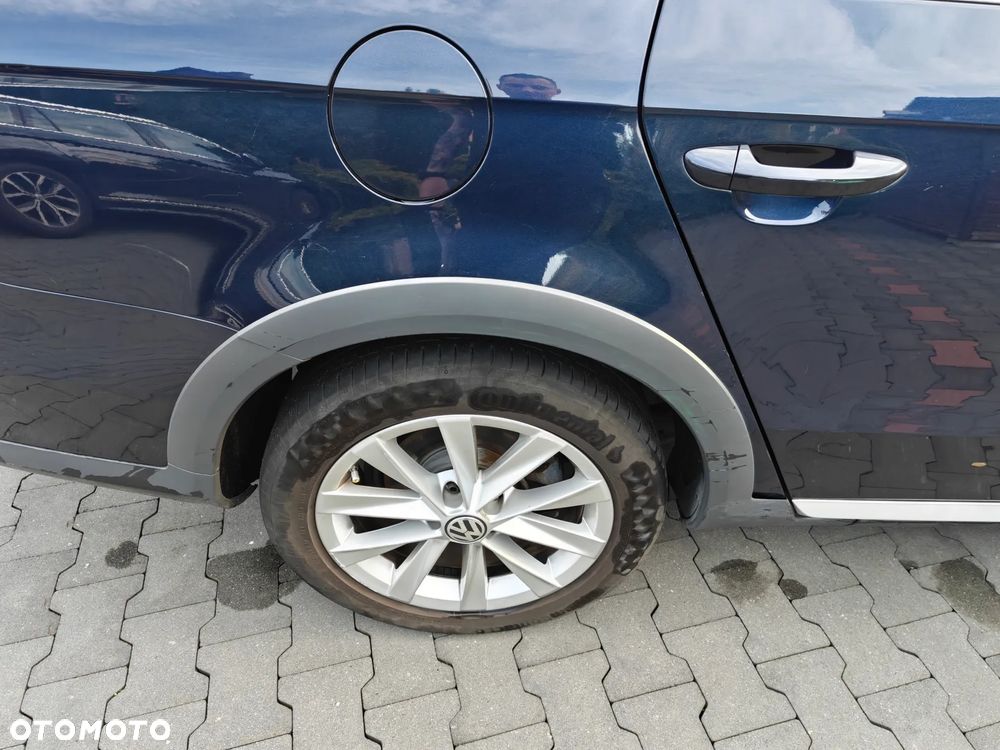 Volkswagen Passat - 10