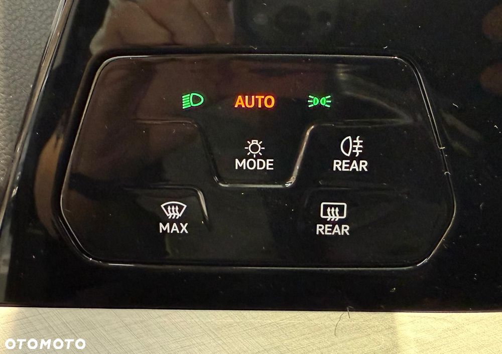 Volkswagen Golf VIII 1.5 TSI Life Plus - 19