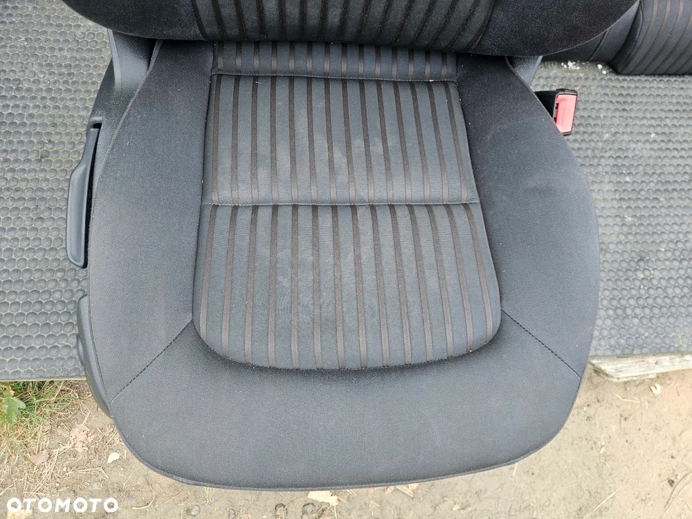 Fotele Fotel Kanapa Skladana Ciemne Grzane Elektryczne Ledzwia Podswietlanie  Audi A4 B8 Kombi Avant - 23