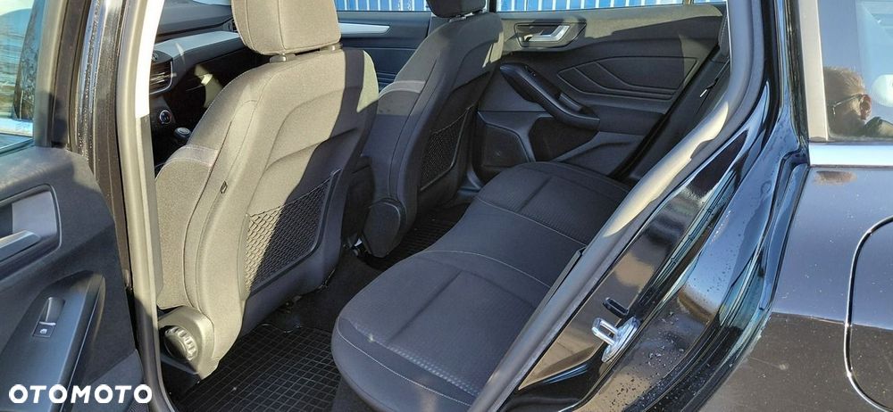 Ford Focus 1.5 EcoBlue SCR Connected - 12